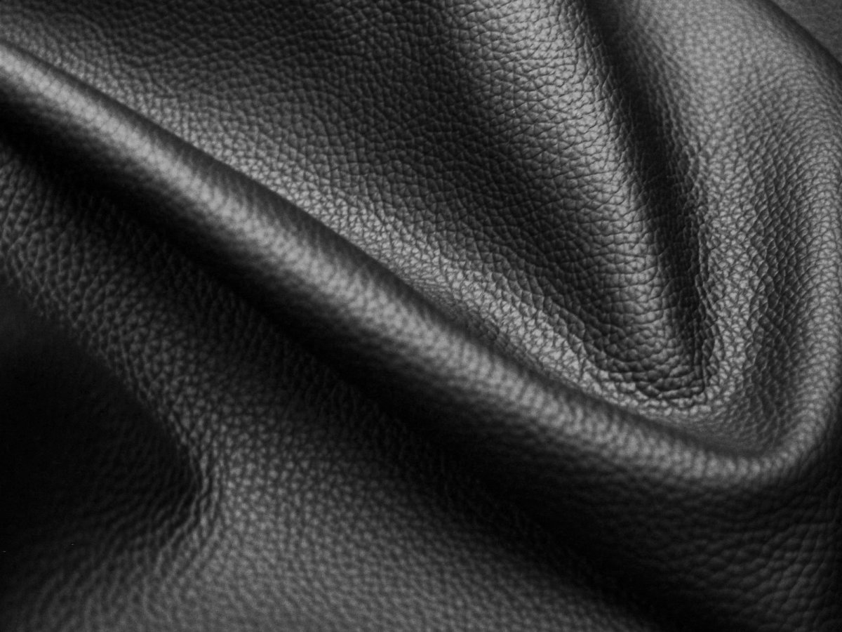 Applying leather conditioner